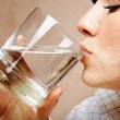woman_drinking_water
