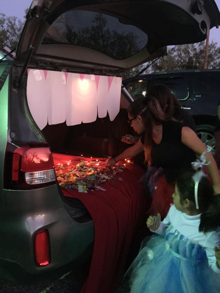 trunk or treat mouth car