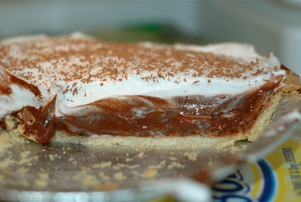 Open chocolate banana pie