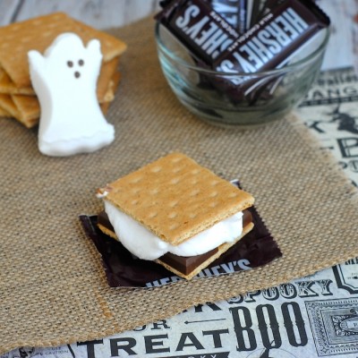 Easy Ghost S’mores