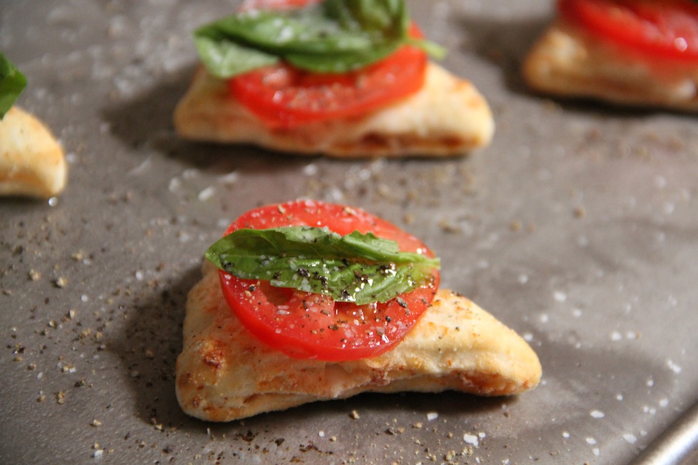 doubleslicecapresepizzabites1 A Cowboy's Wife