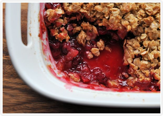sweet-cranberry-apple-crisp